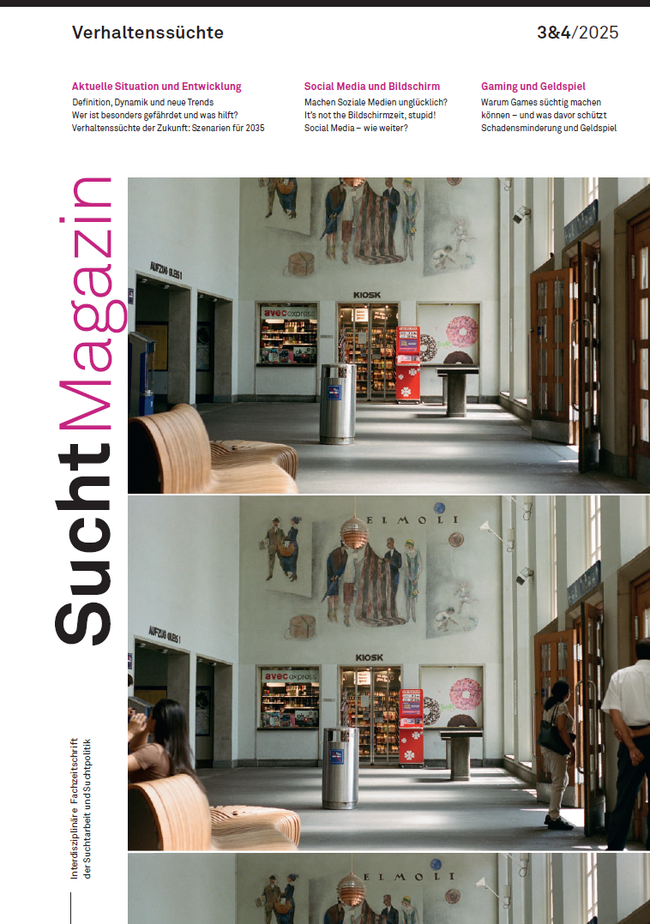 Das Cover des SuchtMagazin Nr. 3&4 / 2025 zeigt auf drei Bildern eine Bahnhofshalle: 1 x menschenleer, 1 x mit wenigen Menschen und 1 x ist nur der obere Teil der Wand zu sehen.